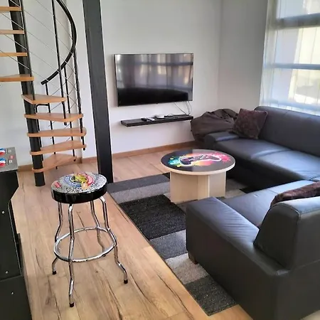 La Gaming - 8 Personnes