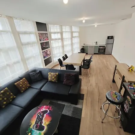 La Gaming - 8 Personnes Apartmán *